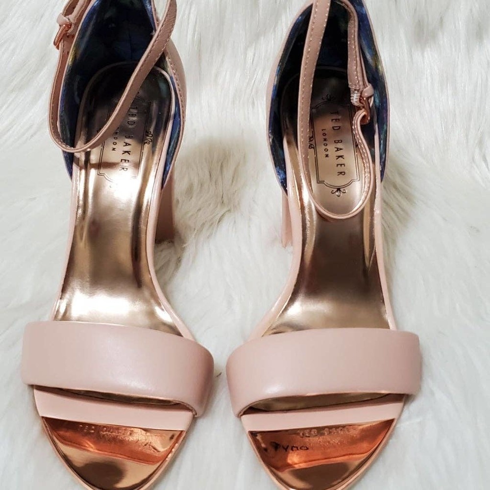 BRAND NEW Ted Baker Phanda 3 Heeled Sandals - Nude Size 7.5